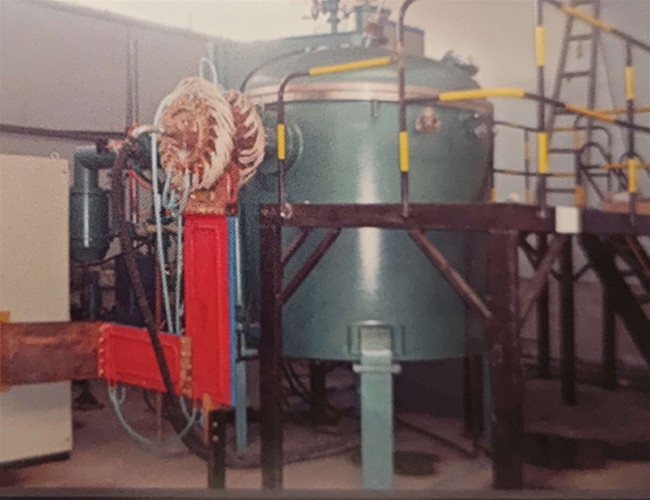 真空感應(yīng)熔煉爐